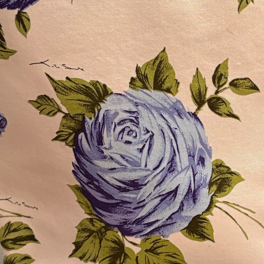 Rare- Kate Spade New York Sam bag featuring a blue cabbage rose - Picture 8 of 12